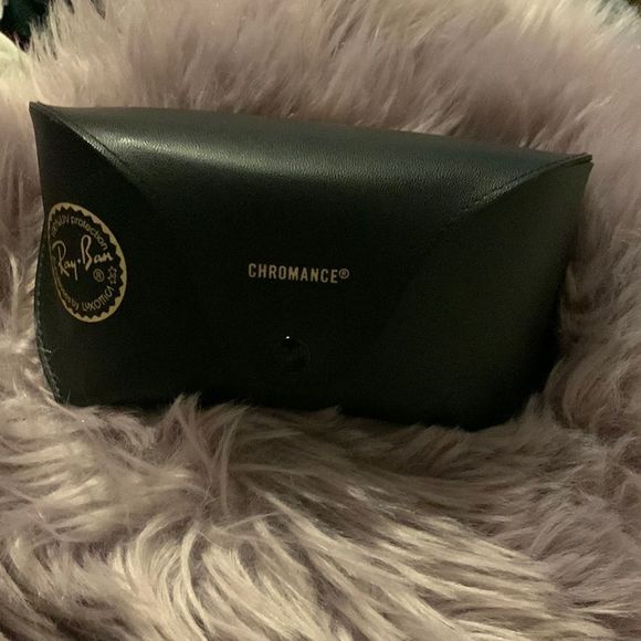 Ray-Ban Other - Ray-Ban Chromance Unisex Eyeglass Case.​
